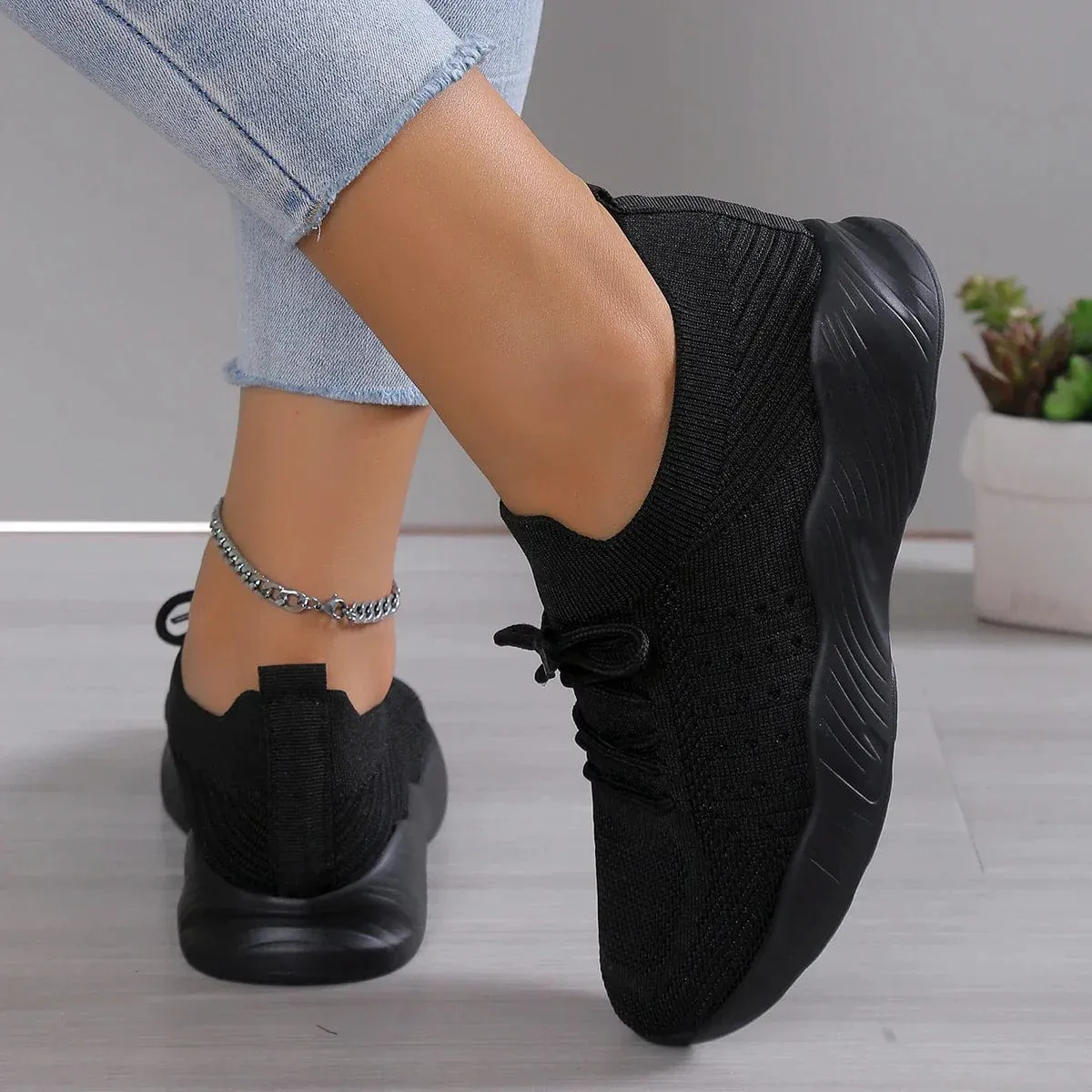 Calina - Breathable Everyday Sneaker