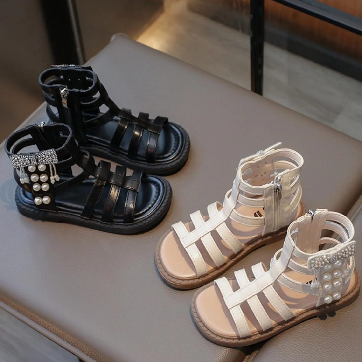 Girl's Gladiator Sandals Strappy Sparkly Pearl Flats Open Toe Non-slip Princess Sandals Kids Cool Roman Shoes