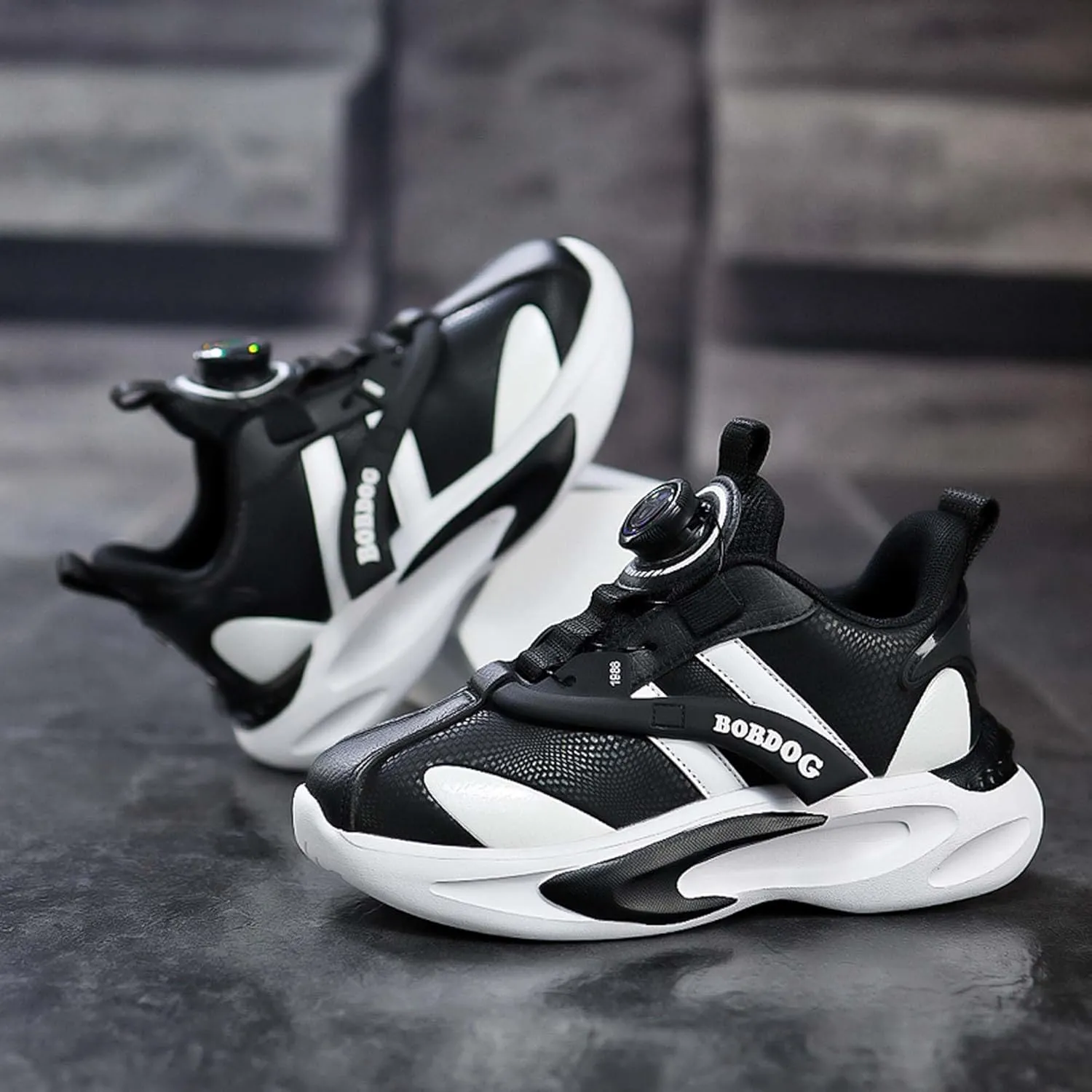 Kid's Rotating Buckle Running Shoes, Breathable and Lightweight Walking Shoes, Anti Slip and Wear-Resistant Sports Shoes, Synthetic Leather Upper Running Shoes, Short Distance Running Shoes.
