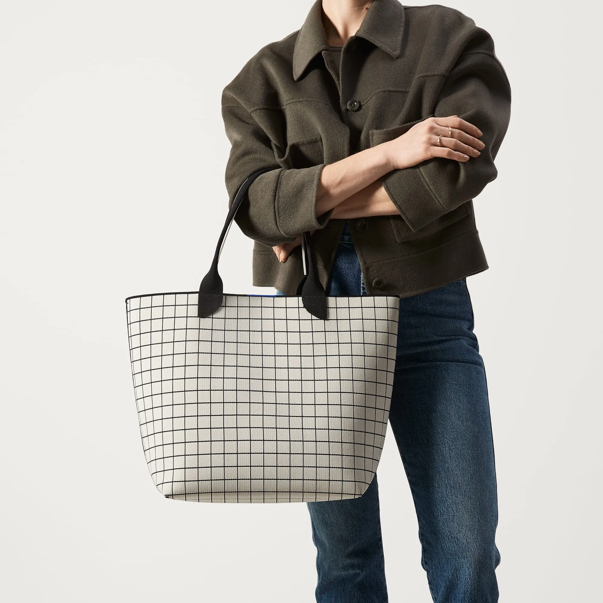 The Lightweight Tote - White Windowpane
