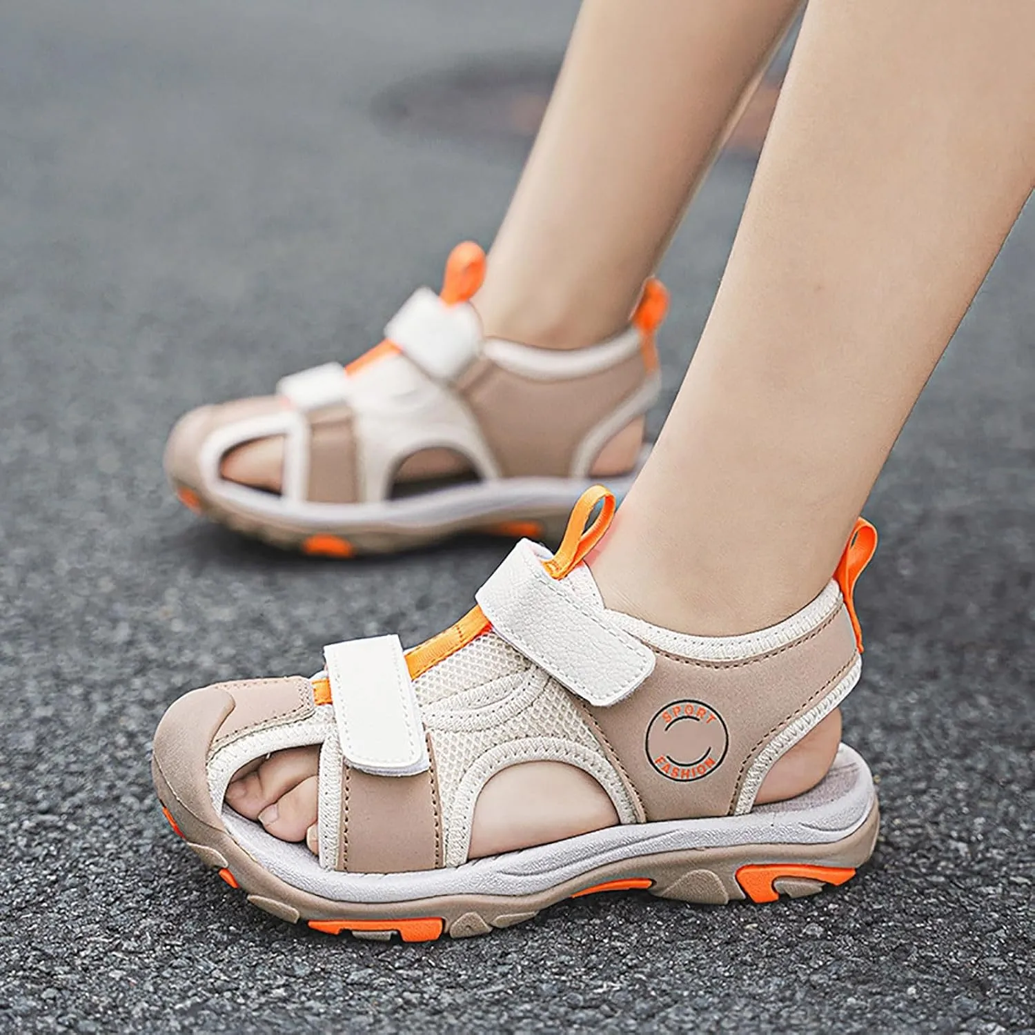 Walking Shoes for Boys Girls Boy Shoes Comfortable Soft Sole Closed Toe Sandals Fashionable Thick Sole Beach Sandals